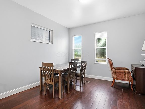 5th image of 957 Studer Ave