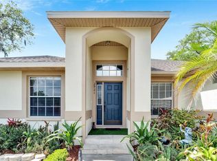 2921 Wallace Branch Rd, Plant City, FL 33565