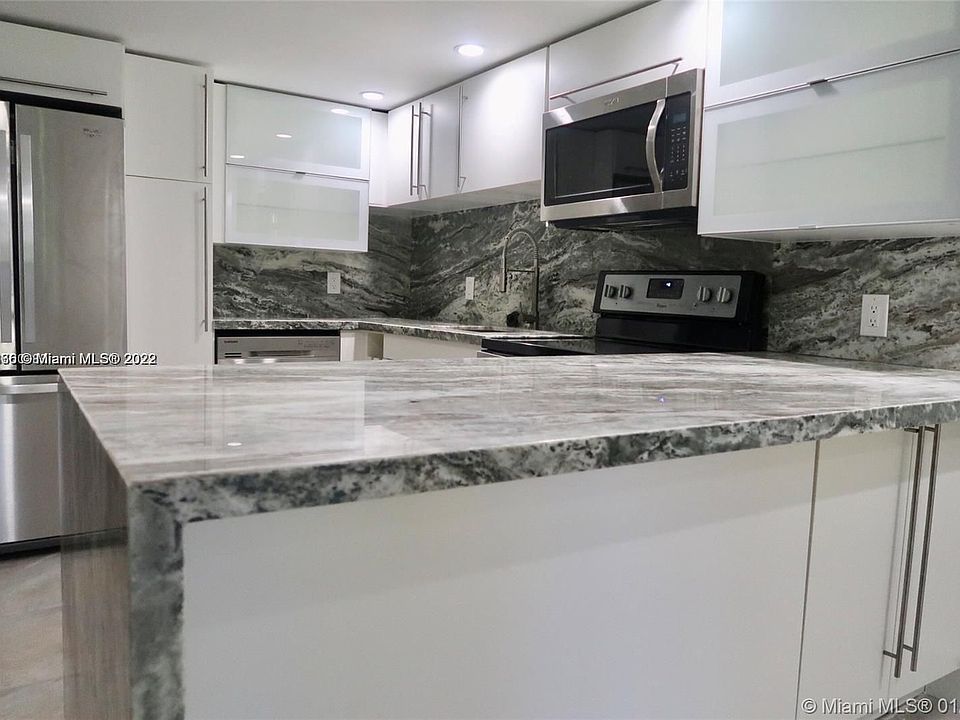 1st image of 589 N University Dr #33