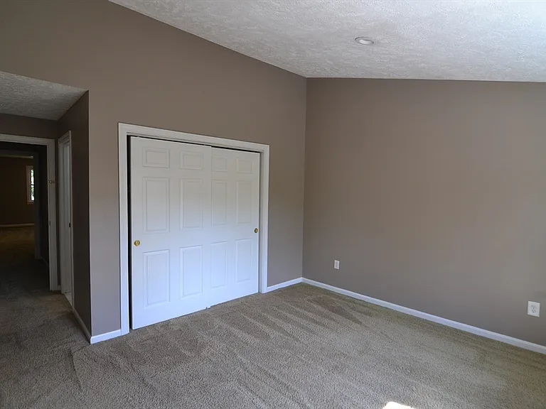 31 E Bluff Rd #31 — Photo 19