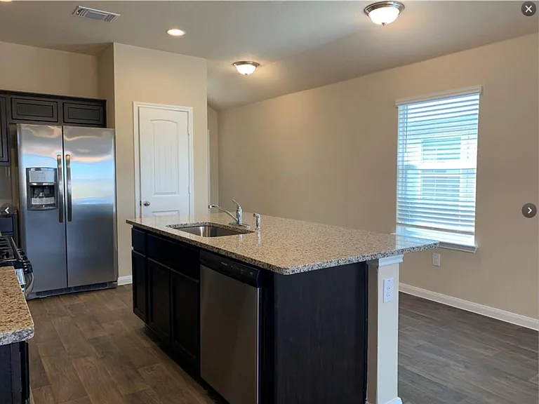 13910 Levy Ln — Photo 9