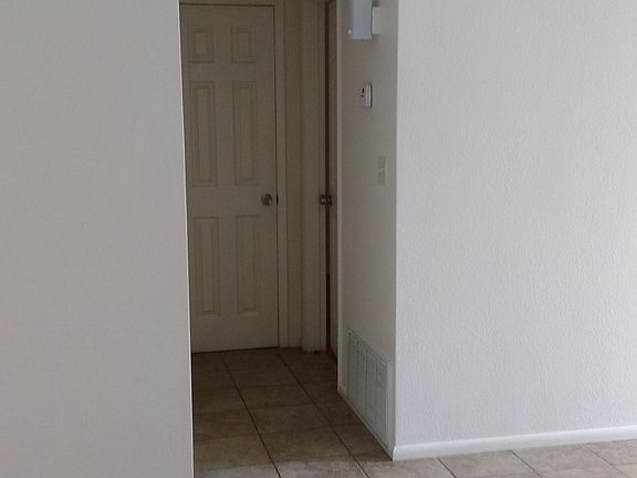 5th image of 3127 E Fairmount Ave APT 1