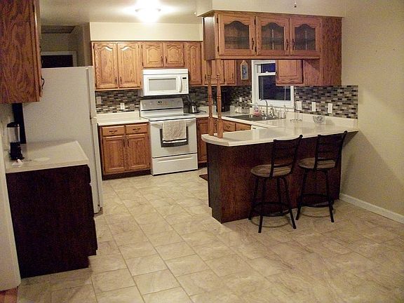 Beautiful updated backsplash