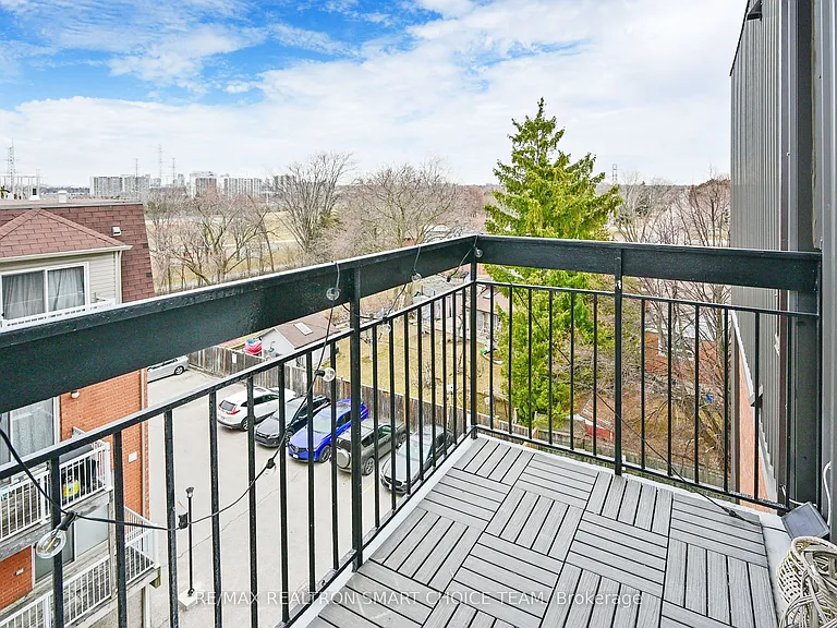 895 Kennedy Rd #505 — Photo 32