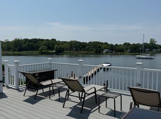 117 Warwick Neck Ave, Warwick, RI 02889