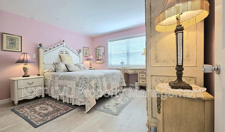 1065 Gulf Shore Blvd N #108 — Photo 16