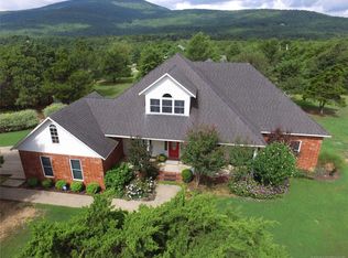 105 Winters Way, Poteau, OK 74953