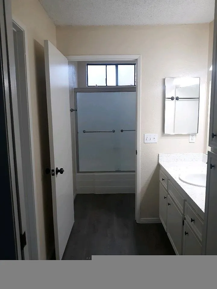 4763 Jessie Ave — Photo 1