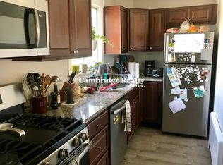 7 Quincy St #2T, Somerville, MA 02143