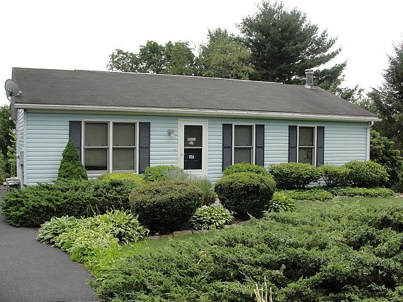 2nd image of 78 Sunny Side Dr