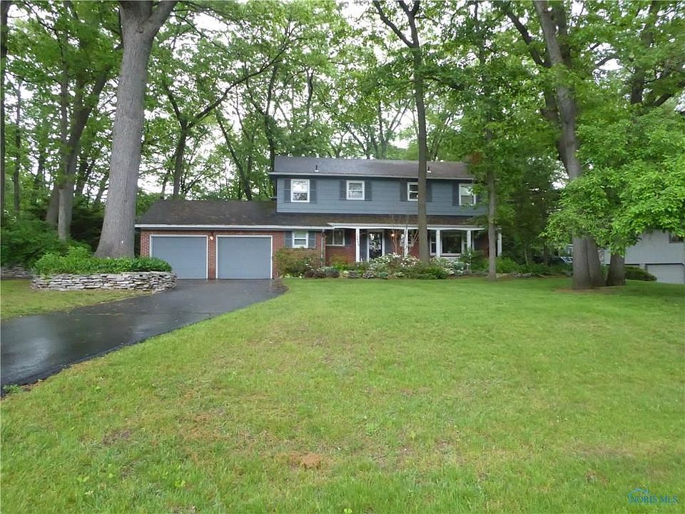 1st image of 5488 Woodridge Dr