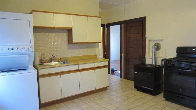 103 Brown Ave #2 — Photo 6