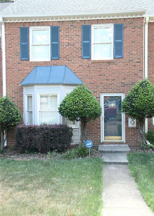1st image of 1386 Poplar Pointe SE