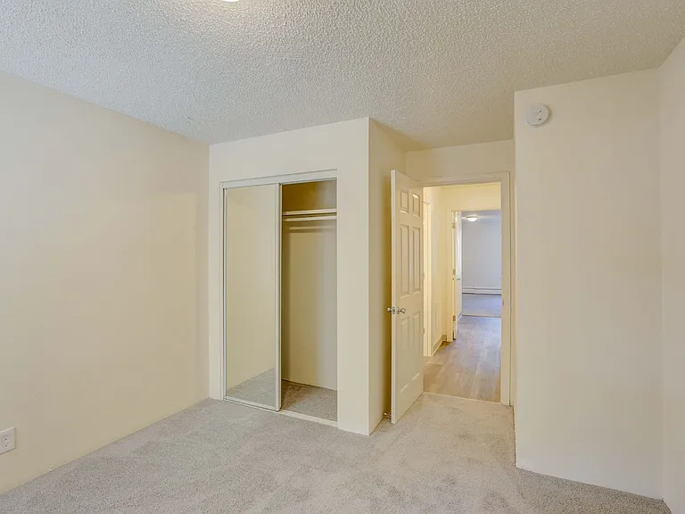 Edelweiss Apartments — Photo 14