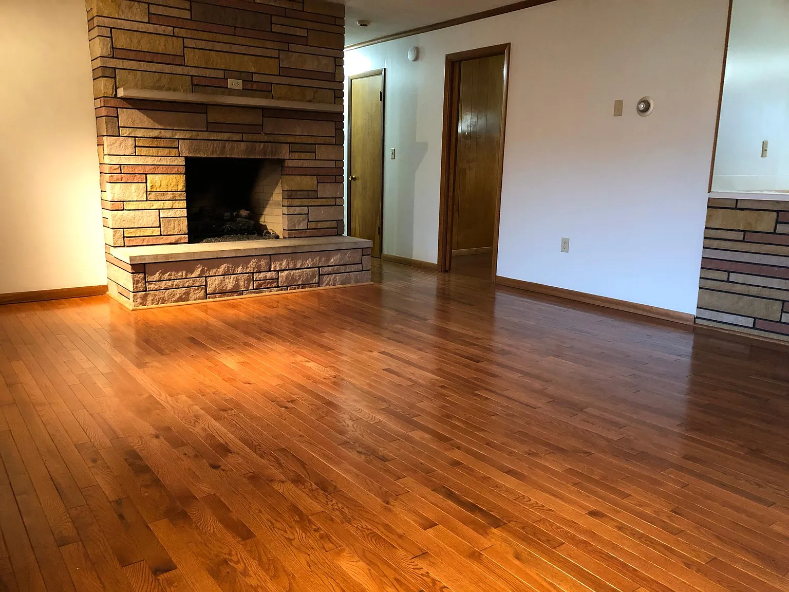 112 Perry St — Photo 4