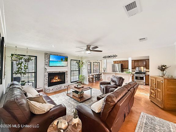 3rd image of 3076 Shiloh Rd