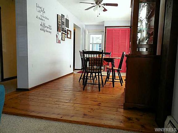 3rd image of 278 Hirschfield Dr