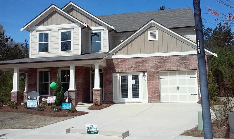 2nd image of 3027 Friendship Ct