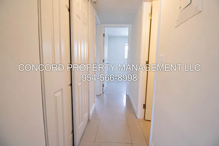 1727 Liberty St #6 — Photo 6
