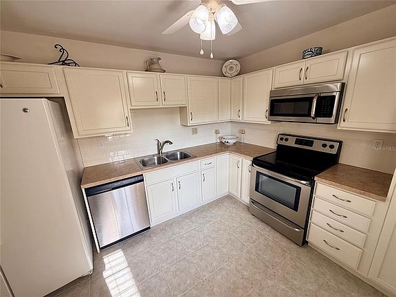 5th image of 7880 PALM AIRE LANE #203