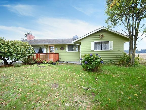 3rd image of 3705 113th Ave SW