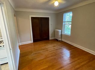 524 Withington St APT 8, Ferndale, MI 48220