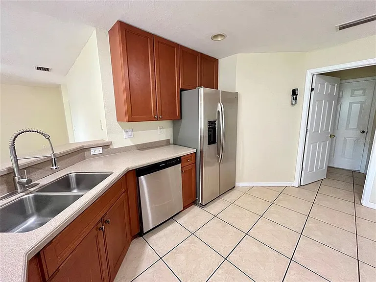 11534 Bay Gardens Loop — Photo 13