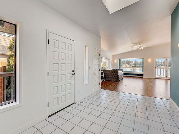 4th image of 9721 Lake Steilacoom Dr SW