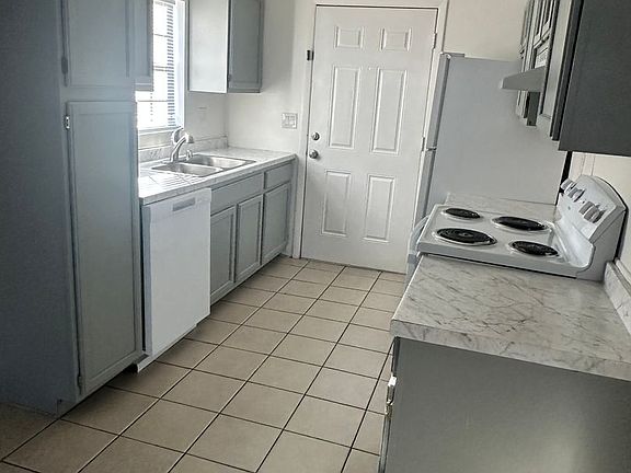 5th image of 200 Aster St #204A
