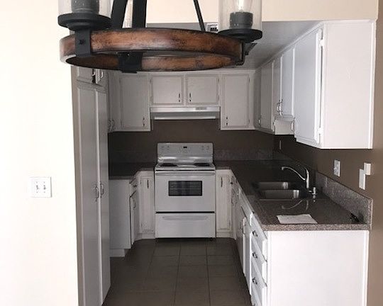 2nd image of 803 E Victoria St Unit 102
