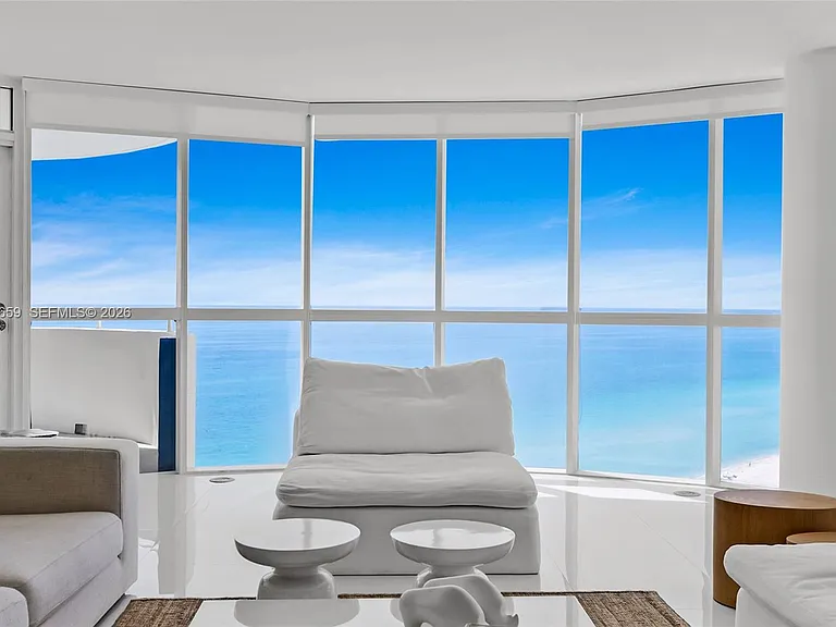 6301 Collins Ave #2103 — Photo 9