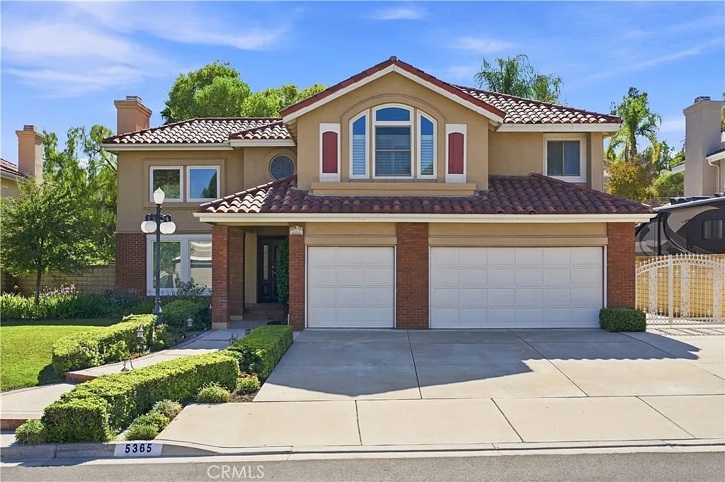 4 bed, 3.5 bath, 3134 sqft, $6,000 — Photo 1