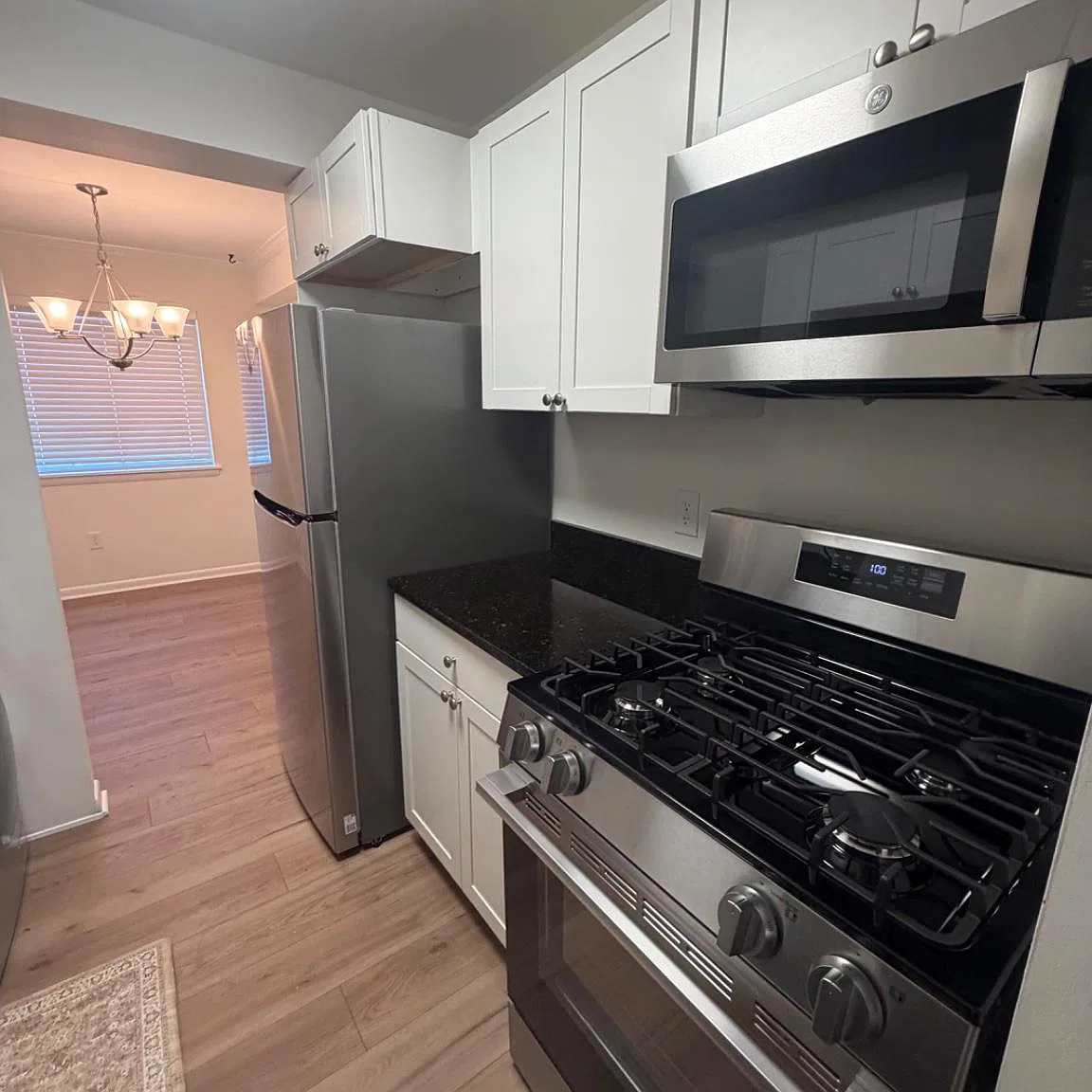 River Terrace Condo — Photo 3