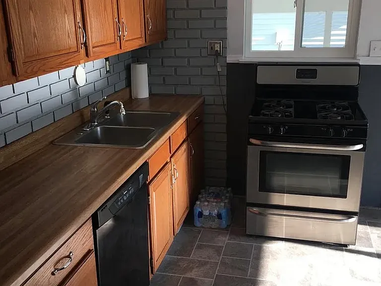 337 Sulphur Spring Rd — Photo 8
