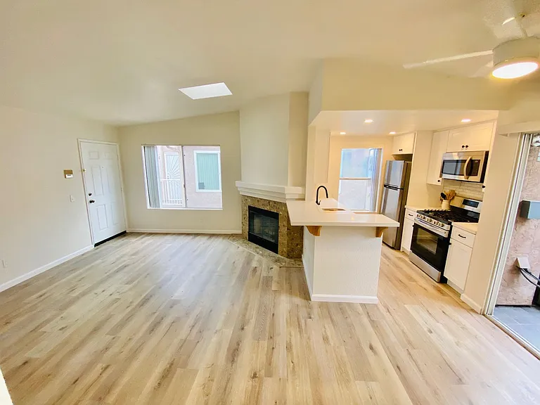 3932 Hamilton St #7 — Photo 14
