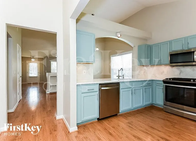 307 White Oak Way — Photo 6