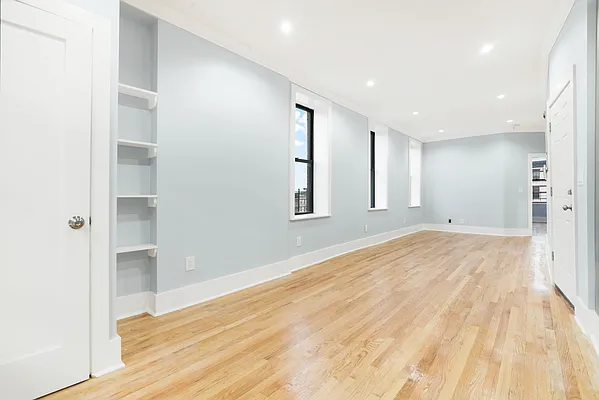 Rented by Brownstone Property Group | media 26