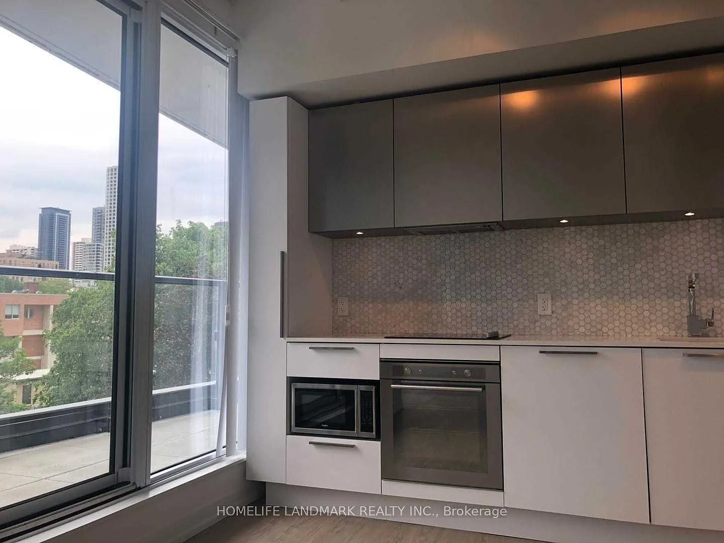 2 bed, $3,300 — Photo 2