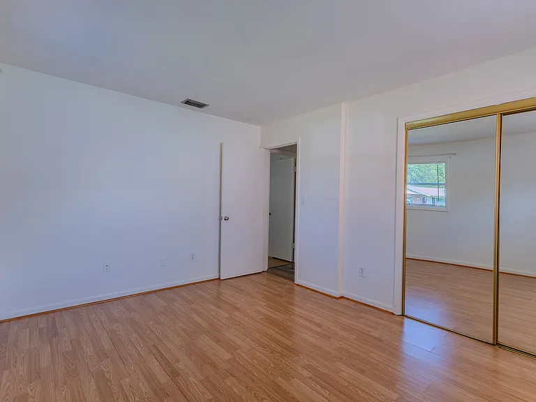 212 Tennessee Ave — Photo 14