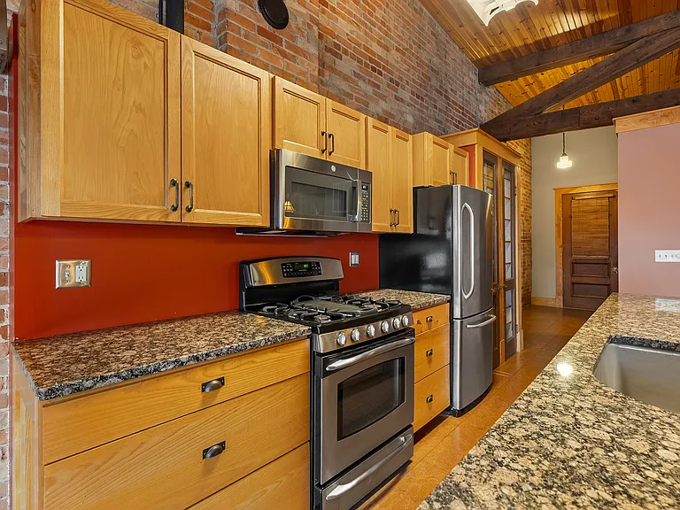 131 W Kalamazoo Ave #A — Photo 8