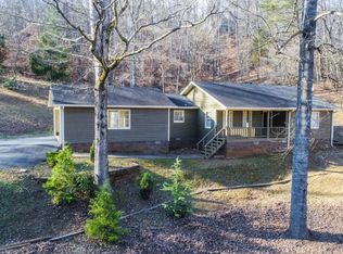 221 Lake Cir, Dahlonega, GA 30533