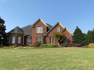 426 Hunting Crest Ct, Boiling Springs, SC 29316