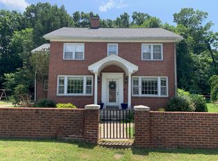 118 W 28th St, Buena Vista, VA 24416