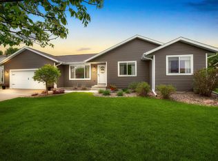 804 Deerfield St, Holmen, WI 54636