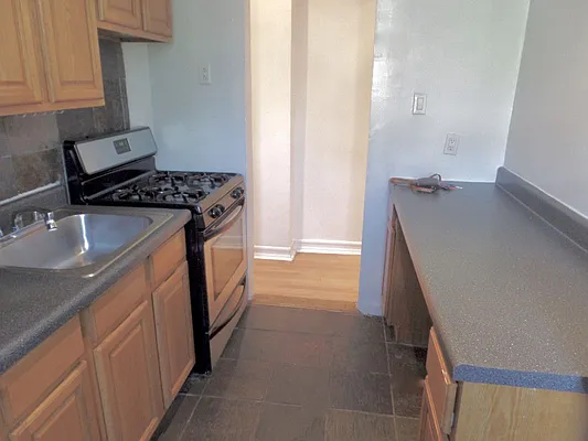 Rented by Albert Attias, LREB | media 2