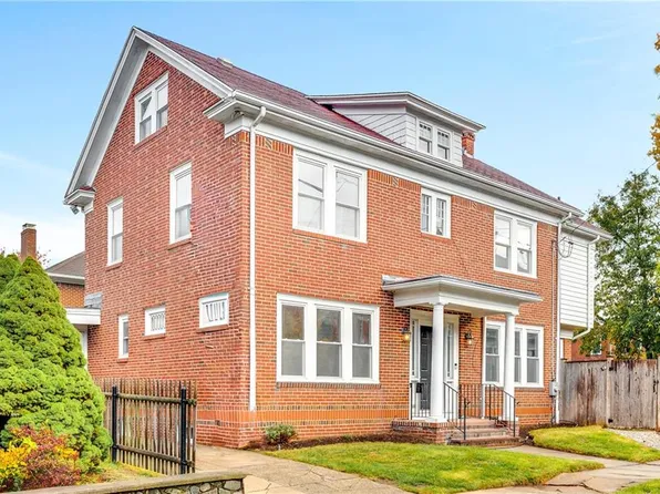 41 Elmway St, Providence, RI 02906