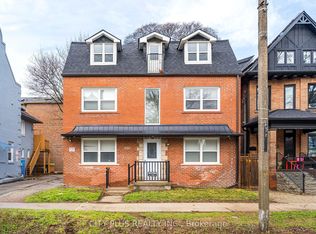 526 Huron St #301, Toronto, ON M5R 2R7