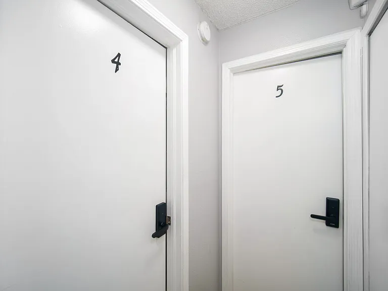 Ellis Trace Dr W — Photo 8