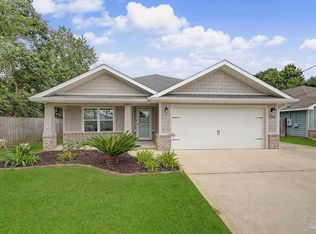 1941 Alhambra St, Navarre, FL 32566