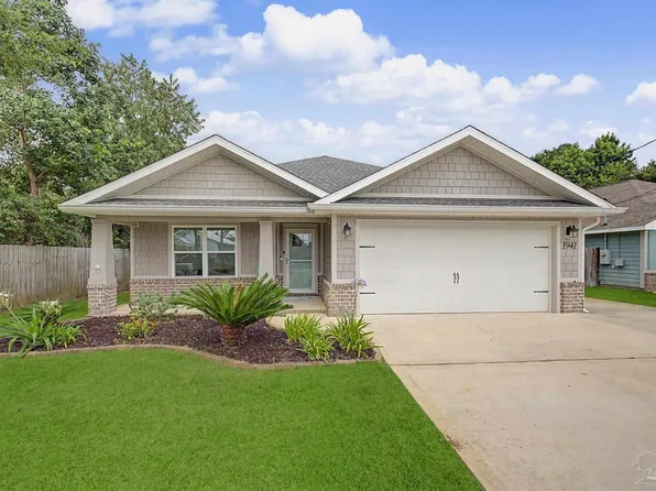 1941 Alhambra St, Navarre, FL 32566